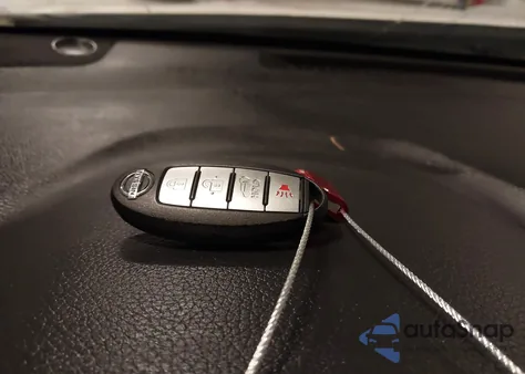 2016 Nissan Rogue Sl z USA, uszkodzony, nr VIN 5N1AT2MV0GC775822